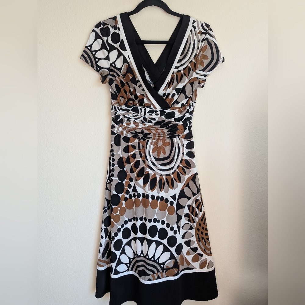 Studio I Patterned Dress Size 10